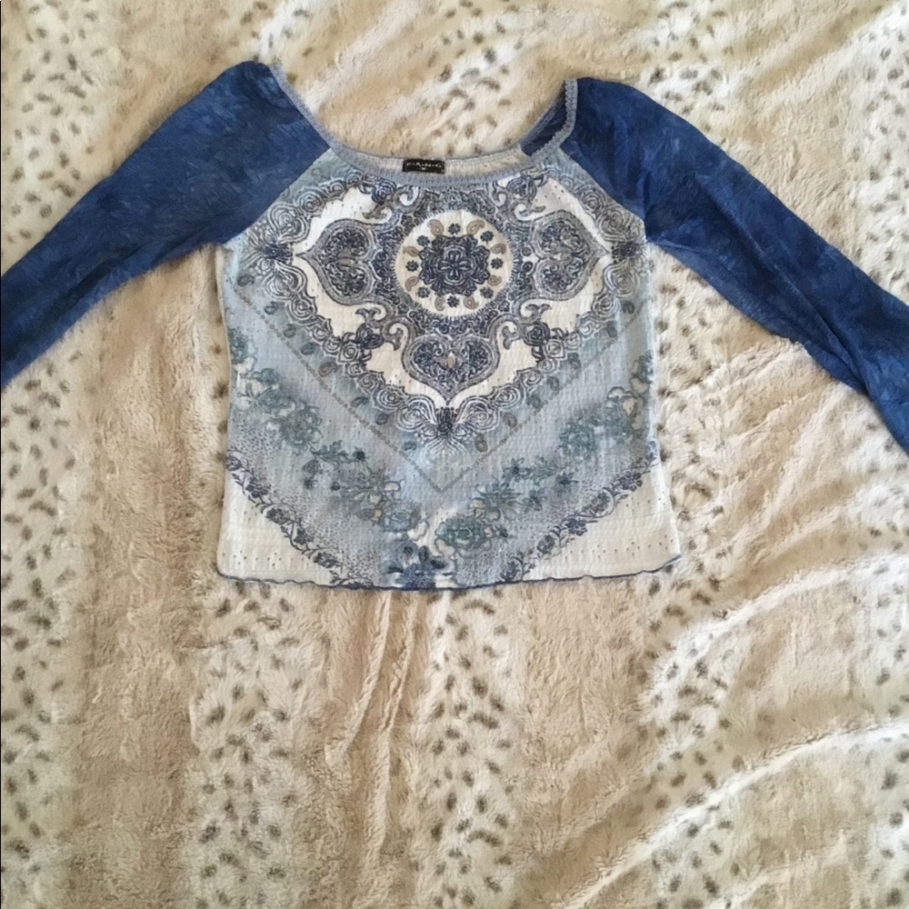 Fang shirt